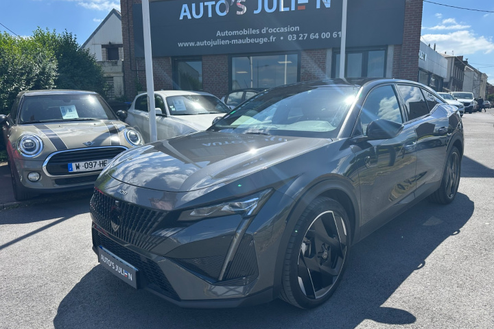 PEUGEOT 408