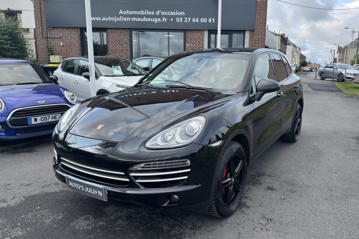 PORSCHE CAYENNE
